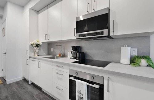 Niagara Falls Apartamento | Cozy 2BR Suite Just 8 Mins Away from the Niagara Falls and can Sleeps 6 Guests