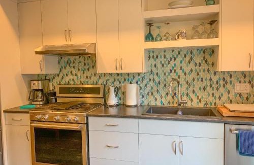 Comox Casa | Windslow Guest Suite at Kye Bay