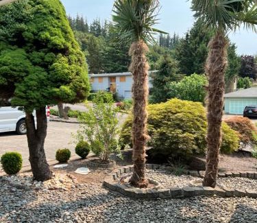 Lents Casa | Entire Elegant Home For You.