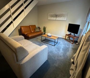 Chorlton-cum-Hardy Casa | Two Bedrooms-Holiday home