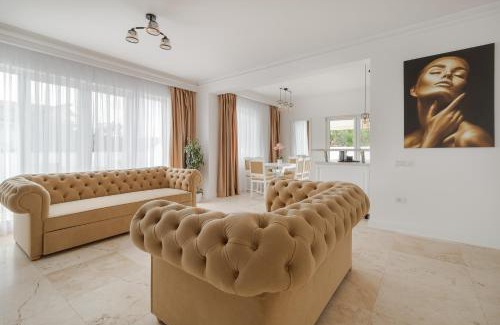 Oradea Casa | Maya House with Thermal Water Swimming Pool