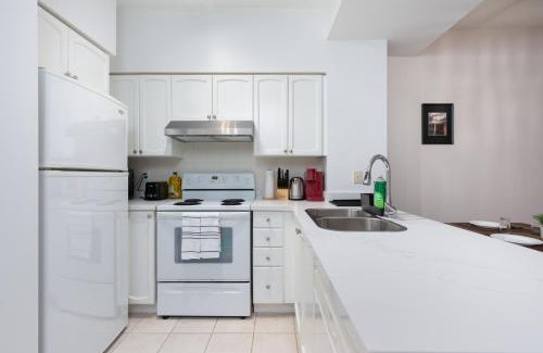 Fort York Hotel | Fort Inn Stay
