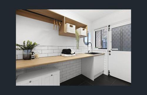 Cheltenham Casa | 3 Bedroom Home in Cheltenham