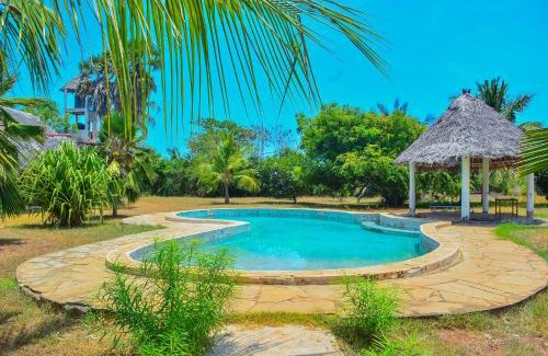 Diani Beach Cama Y Desayuno | Kinazini getaway