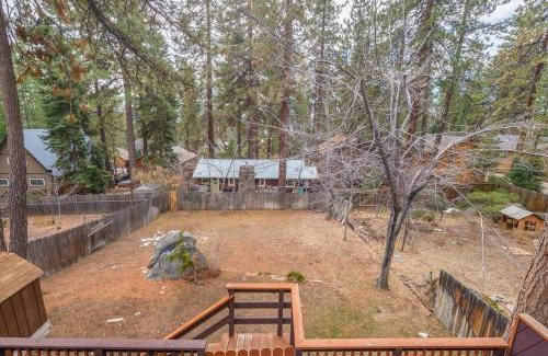 Brockway Casa | Cozy Pet-Friendly Cabin with Hot-Tub Walk to Lake Tahoe Beach