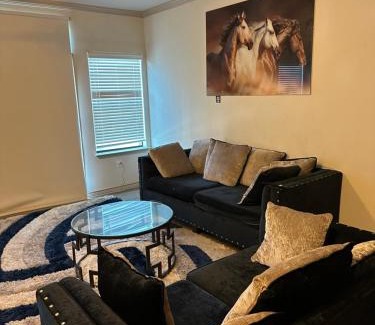 George Bush Park/Eldridge Apartamento | Inside story