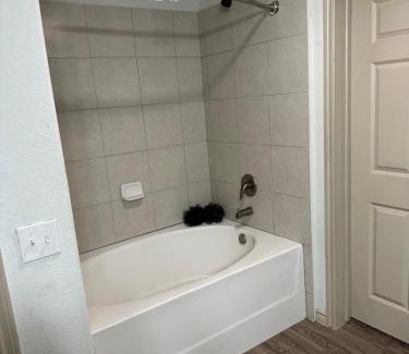 George Bush Park/Eldridge Apartamento | Inside story