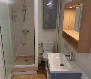 Cournon-dʼAuvergne Casa | Maison de ville bien située dans un quartier calme