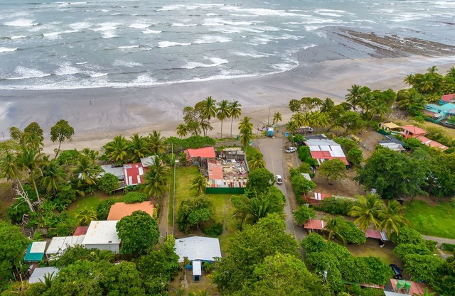 Little, cozy house near to the beach.