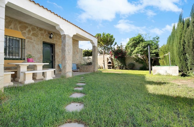 Casa de vacaciones 'Casa Manoli Chiclana' con terraza privada
