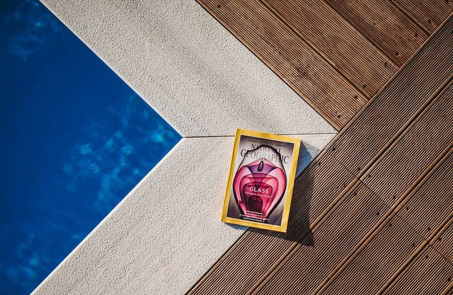 Dolce Luxury Suites Villas with private swimming pool 50 meters to the beach