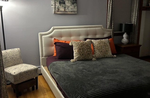 King/Queen suits available Guest House quiet & serene