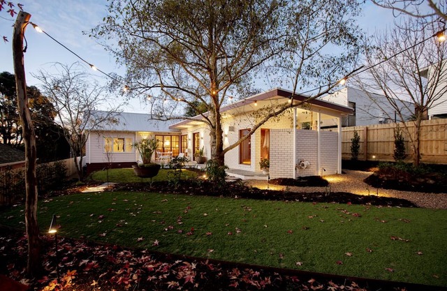 Months and Seasons Premium Country House