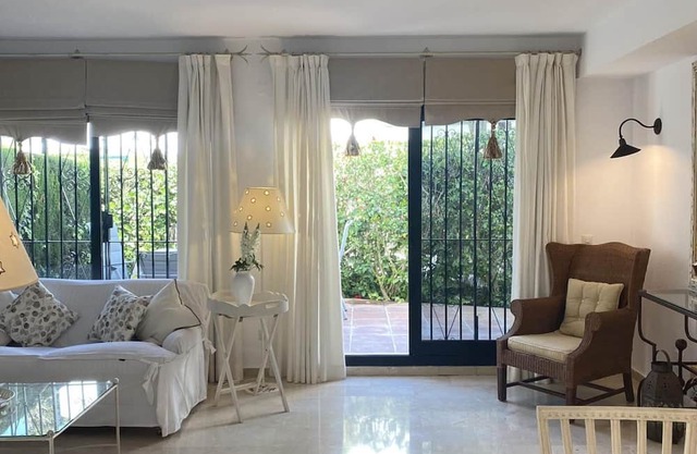 Casa Acogedora Guadalvillas 91 - Espaciosa, Cerca de la Playa y Urbanización con Piscinas