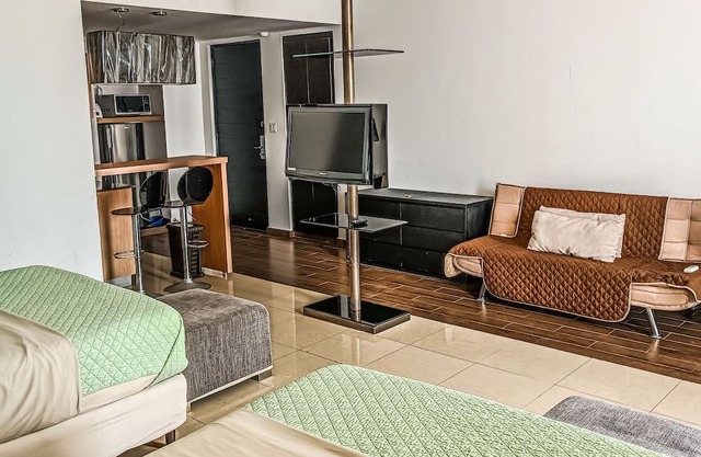 LUXURY SEA VIEW SUITE