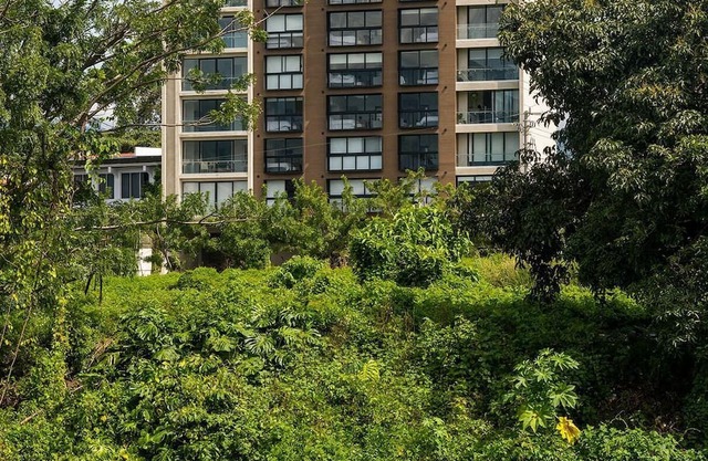 Brand new 1 bed loft with spectacular city view