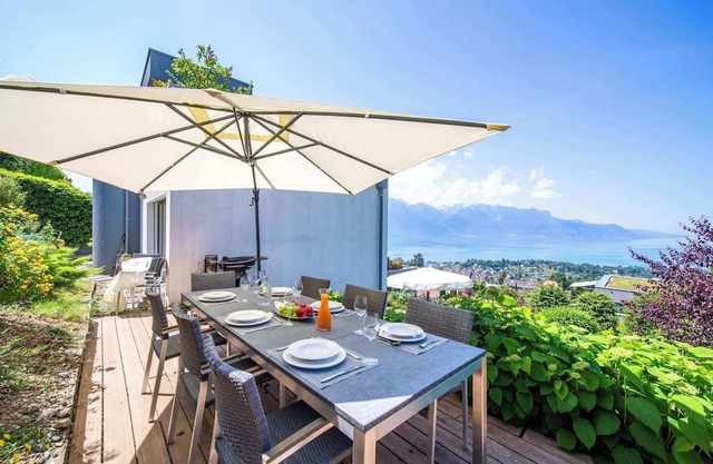 Panoramic 3BD Dream Family Villa in Montreux
