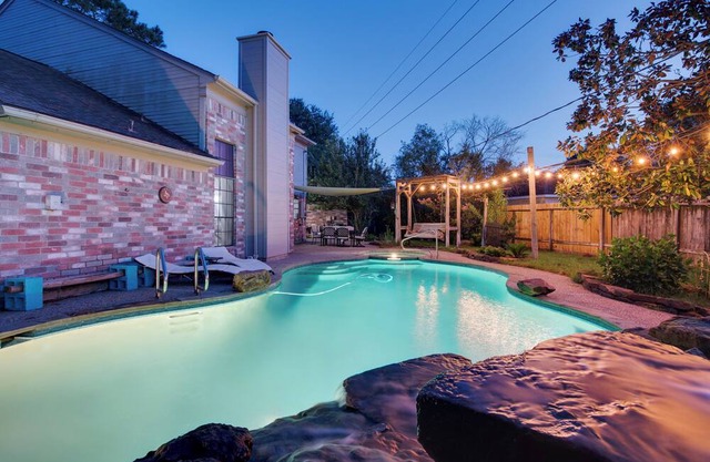 Spacious Retreat w/ Heated Pool, Spa, & Game Room; King Bed, Pool Table