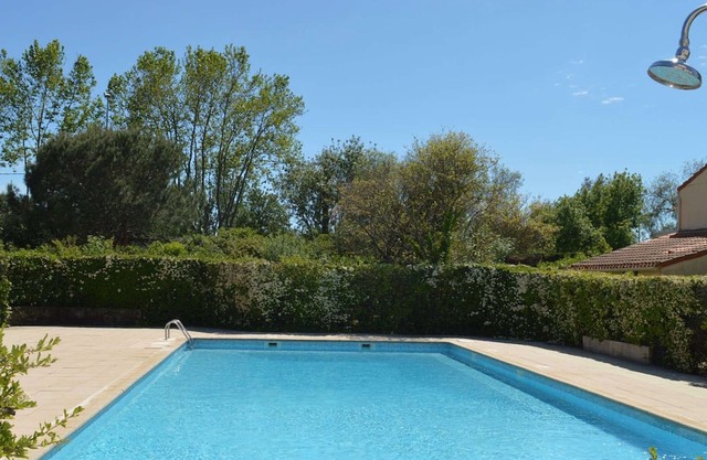 Apartamento T2 con Mezzanine, Piscina y Parking en Port Cogolin