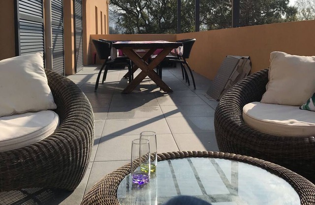 Spacious air-conditioned apartment new construction