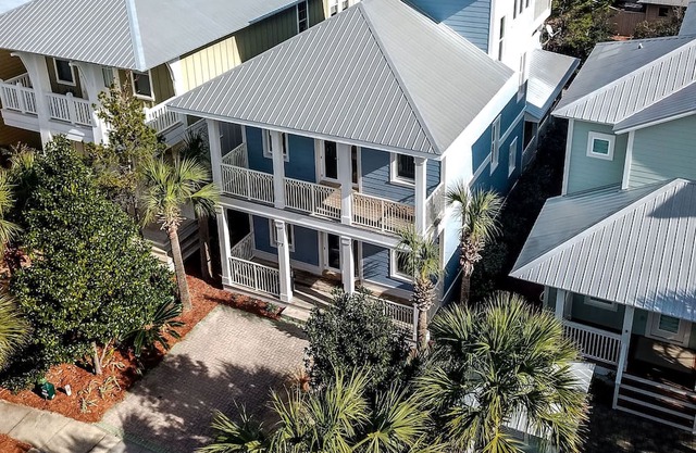 ¡Recién renovado y decorado de diseño Reserve ahora para Acción de Gracias!