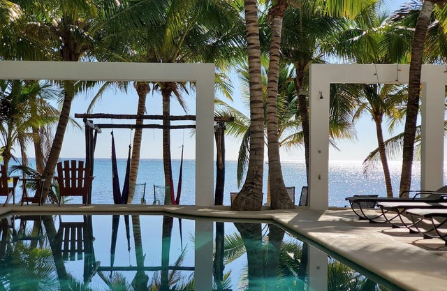 Beachfront Villa on white sand, Chef Service Available