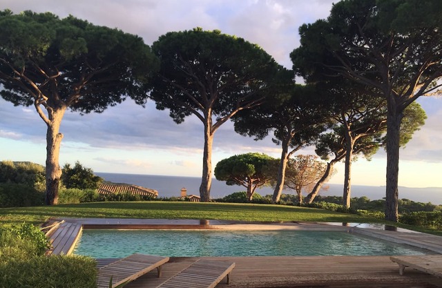 Villa de lujo en una posición dominante con vista al mar absolutamente impresionante