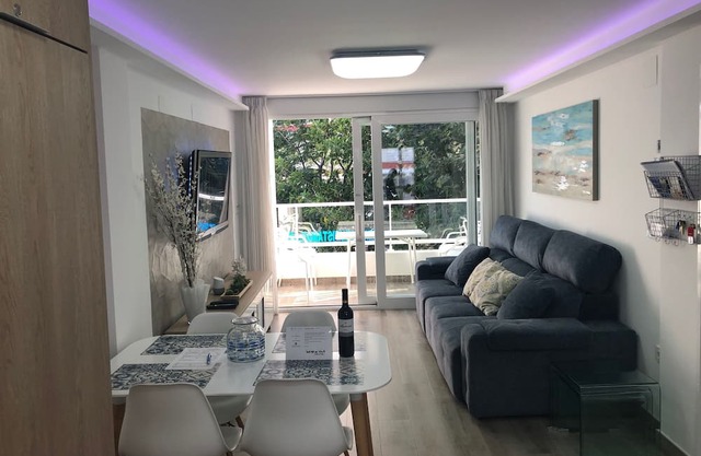 Apartamento Darú Vistamar Luxur, vistas al mar, piscina y primera línea de playa