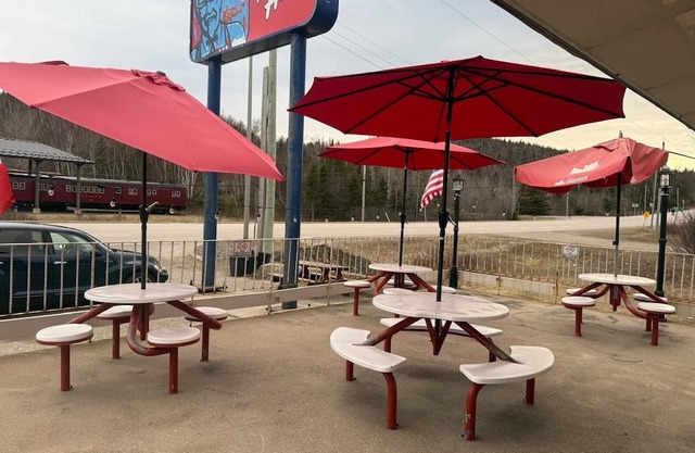 Villa Bianca Inn & Restaurant