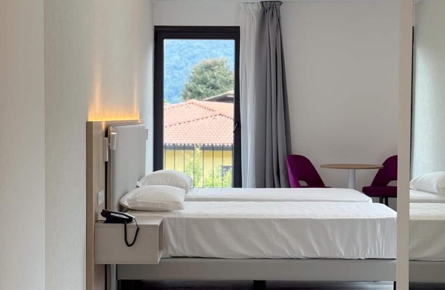 Lake and More Suite Hotel