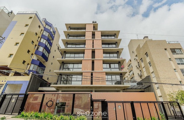 Apartment in Condominium With Gym in PoA - Ips0701