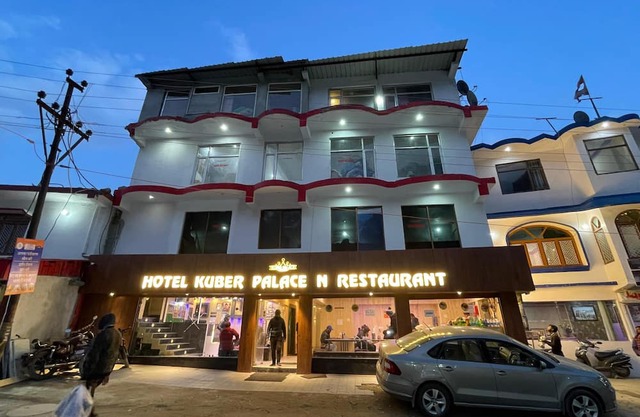 Hotel Kuber Palace Badrinath