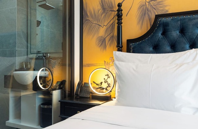 D'Lux Hotel