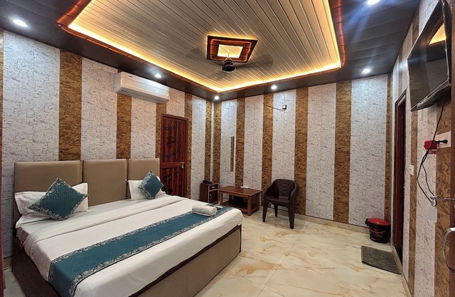 Hotel Santosh Residency Puri