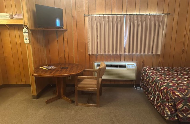Chisos Mining Co Motel