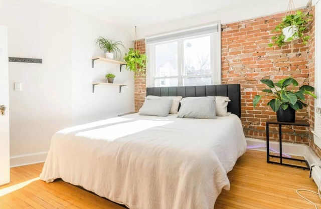 Stylish Uptown Retreat - 2BR with Sunroom/Office and Movie Room