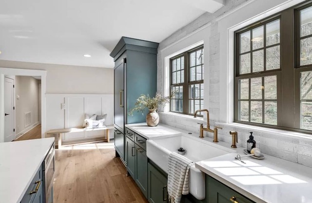 Charming 5-Bedroom Oasis in Nashville with AC & WiFi – Perfect for Groups!