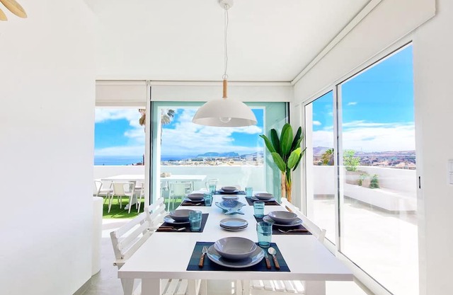 Casa do Pico by LovelyStay