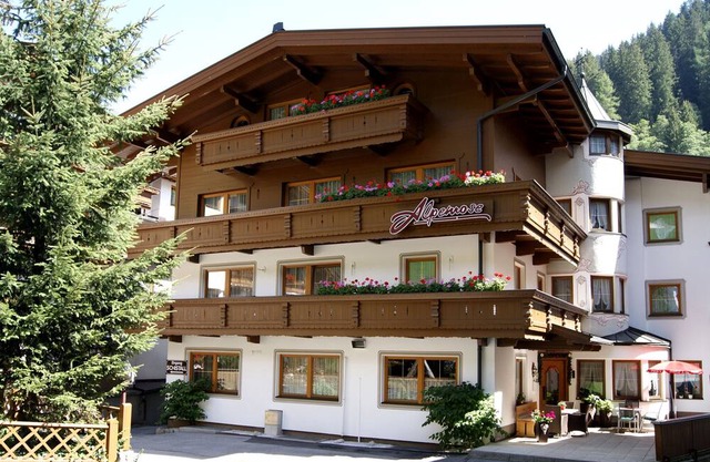 Apartment 'Appartement Himmelschlüssel' with Balcony and Wi-Fi