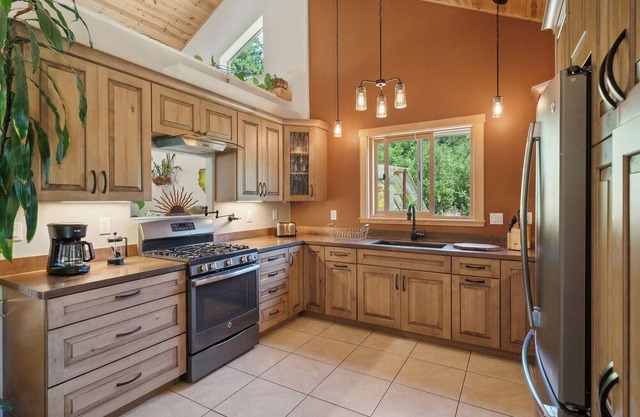 Compass Rose Reserve