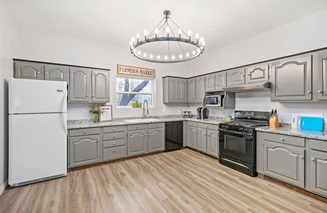 Fairfield Park Inn Room #5