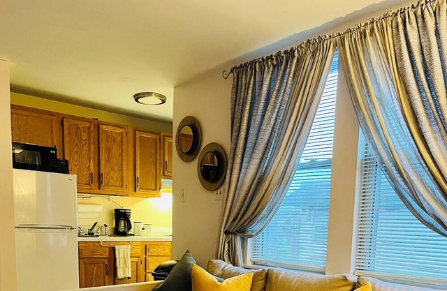 Cozy one-bedroom apartment in Philly