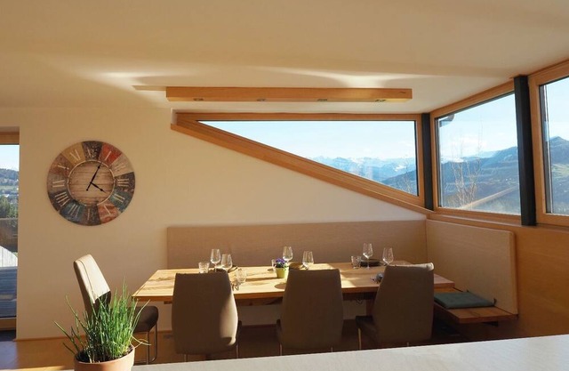 Apartamento 'Böhler' con vistas a la montaña, Wi-Fi y aire acondicionado