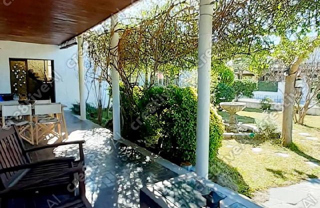 Charming mediterranean villa in the beach with large garden, great for families.