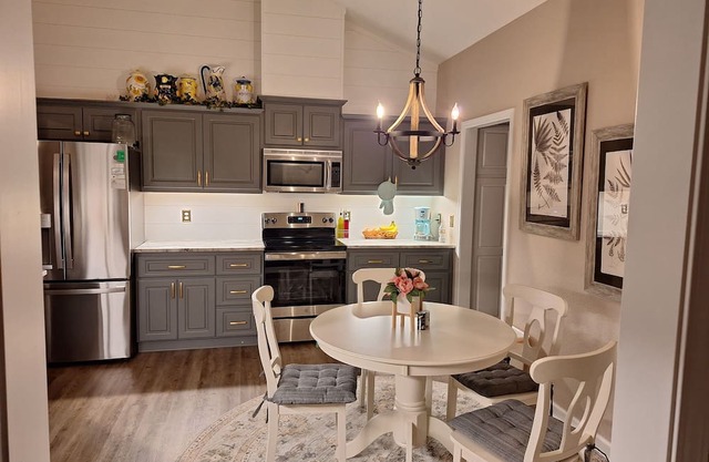 Beach, lake, state parks, golf, trails, public boat ramps, nature, kayak, & more