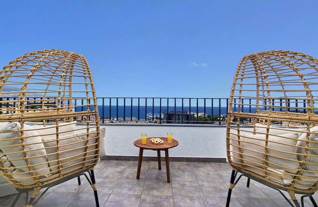 Costa Vista by LovelyStay