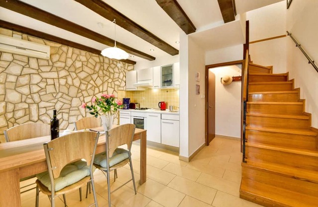 Maravillosa casa de vacaciones para 4 personas con A/C, WIFI, TV y terraza