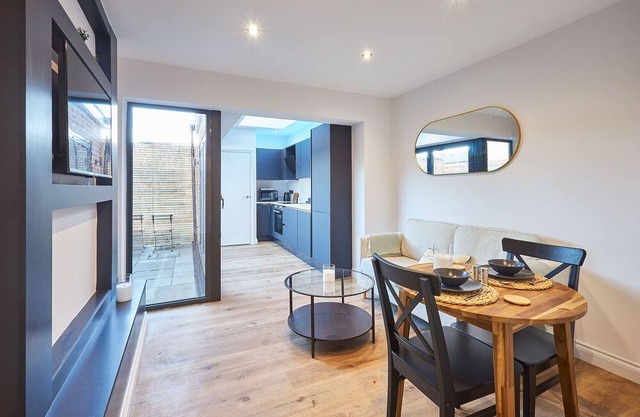 Host & Stay | Apartment 1, Fourth Avenue