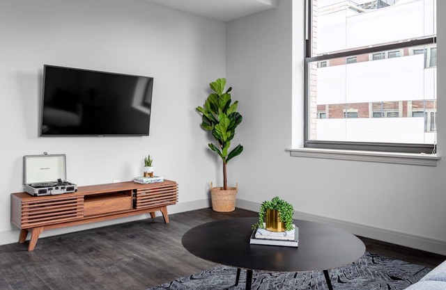 DT - Walk to Paycor and Great American Park