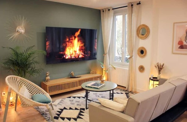 Nemours Centrale, Duplex n°5 (55m2), parfait pour 4 personnes, TER Paris (1h15)